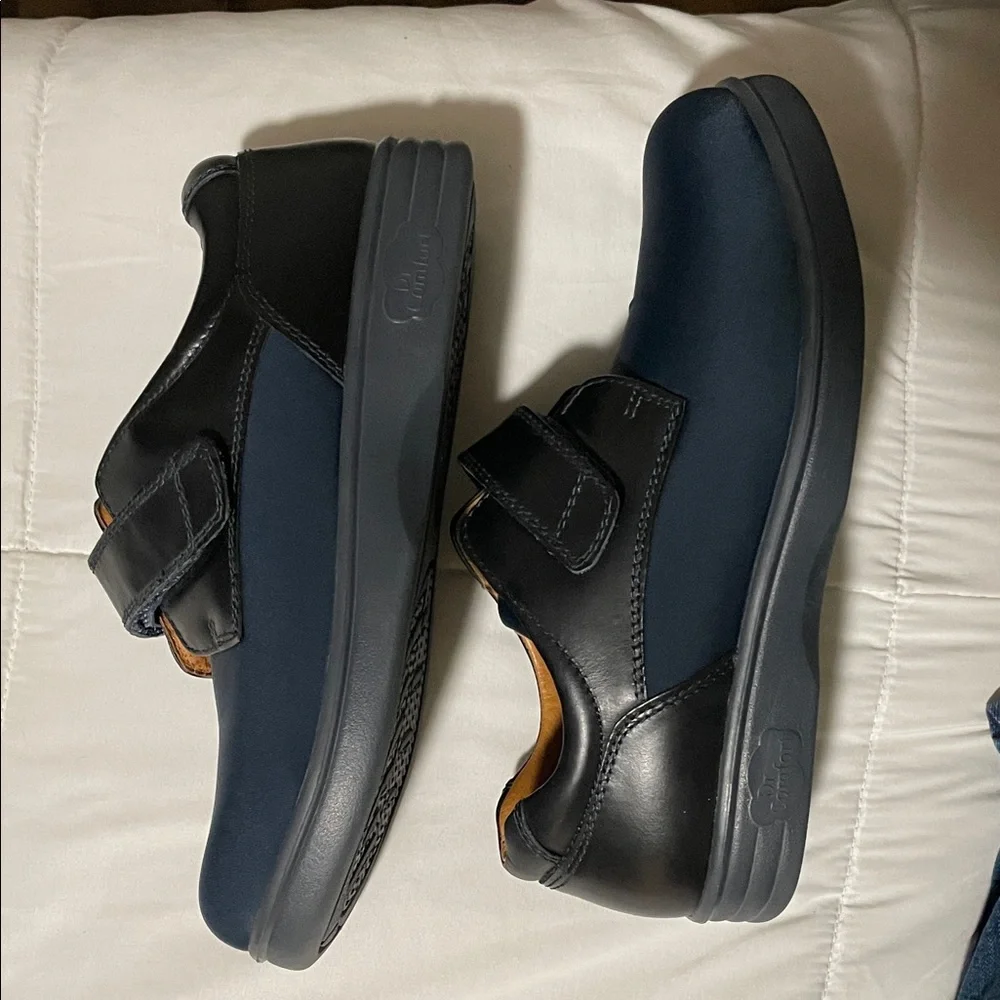 Dr Comfort Annie Shoes - Picture 4 of 9